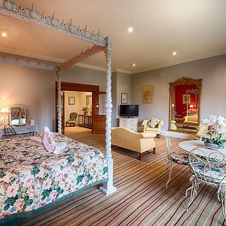 Miskin Manor Hotel Hensol Bagian luar foto
