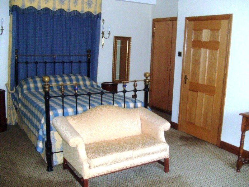 Miskin Manor Hotel Hensol Bagian luar foto