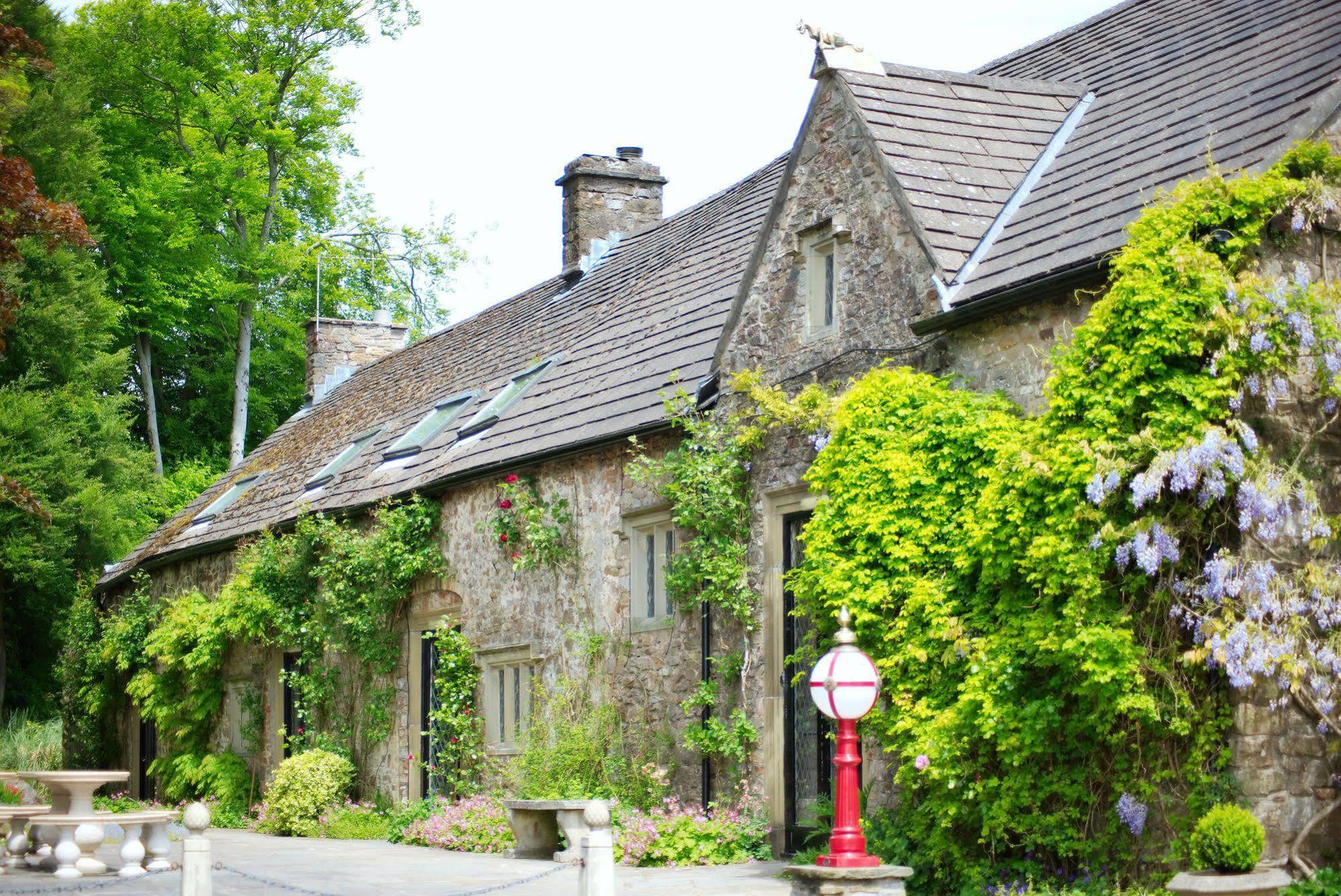 Miskin Manor Hotel Hensol Bagian luar foto