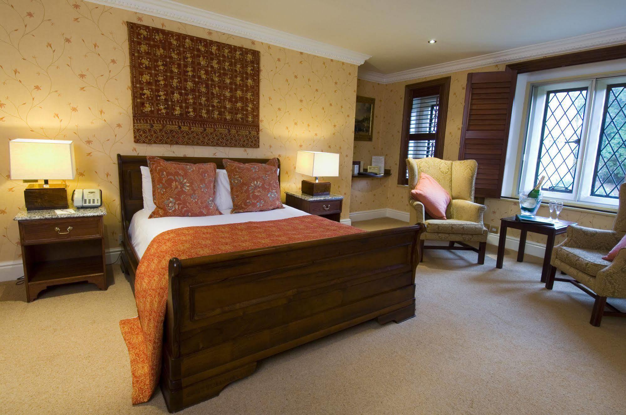 Miskin Manor Hotel Hensol Bagian luar foto