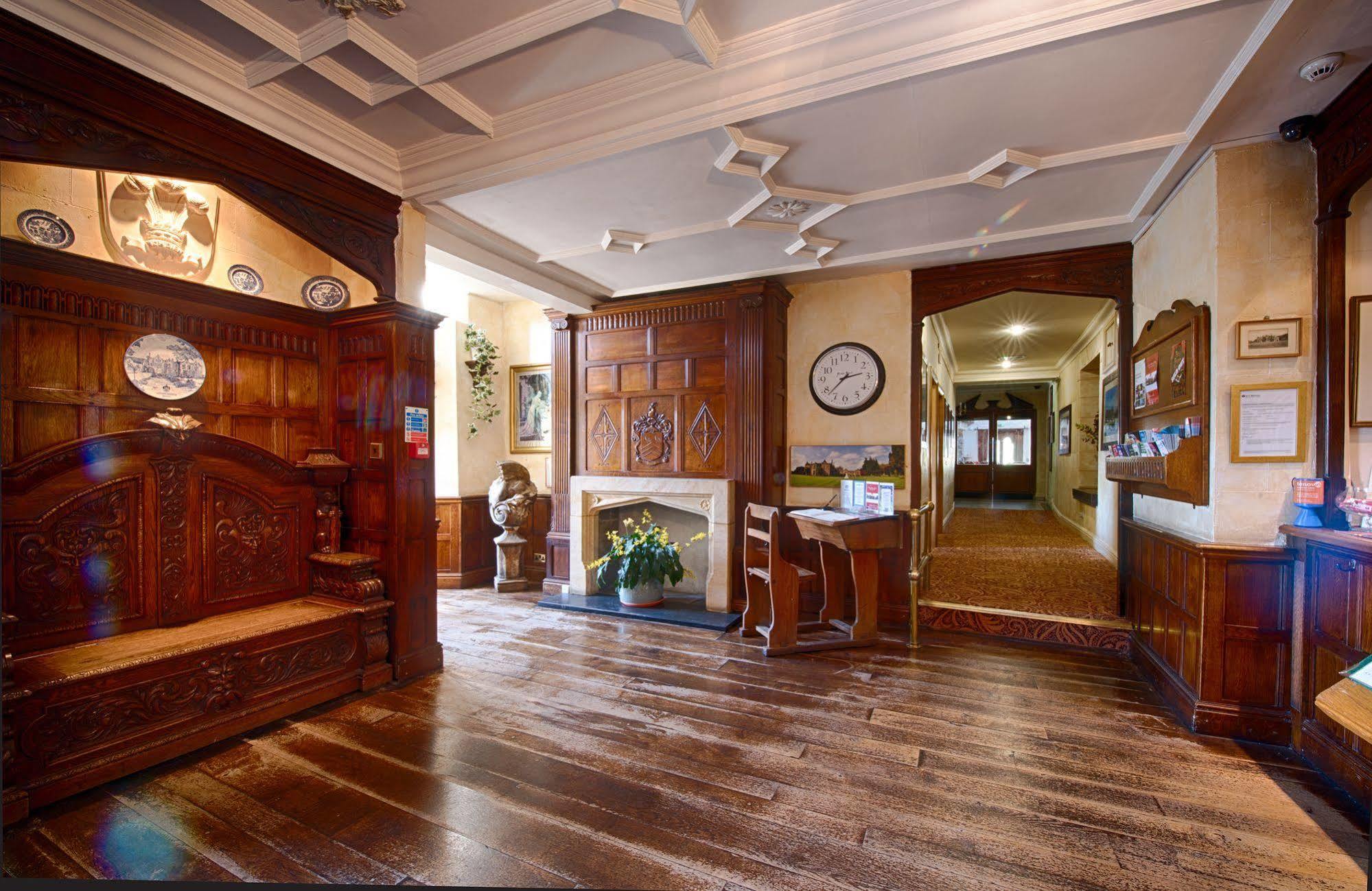 Miskin Manor Hotel Hensol Bagian luar foto