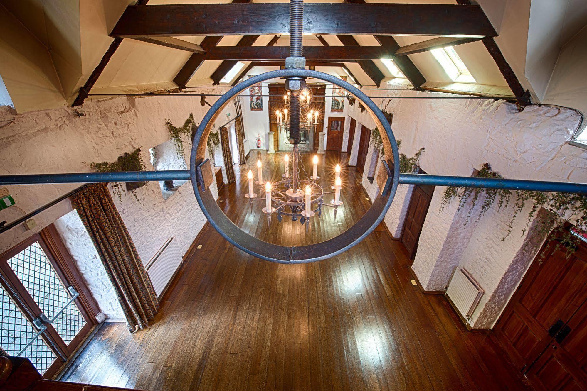 Miskin Manor Hotel Hensol Bagian luar foto