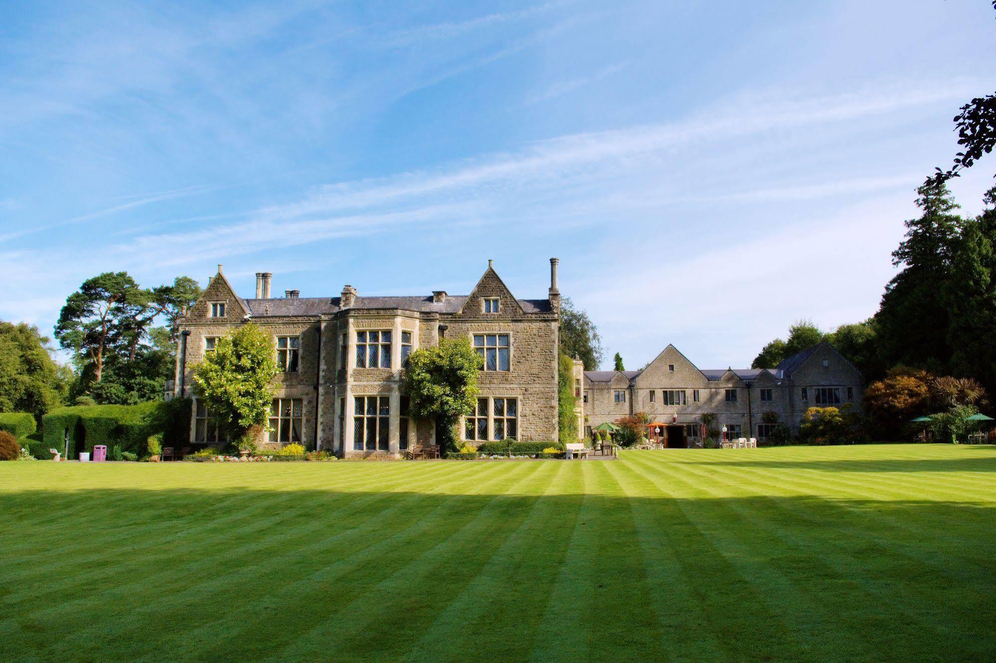Miskin Manor Hotel Hensol Bagian luar foto